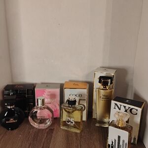 Women Eau De Parfum Assorted Collection